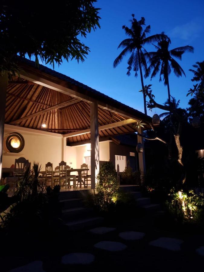 Utama Villas Beach Front Candidasa Zewnętrze zdjęcie